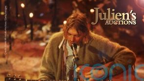 Guitar played by Kurt Cobain at Nirvana’s last performance to go to auction