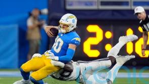 Dallas Cowboys bounce back to edge past Los Angeles Chargers