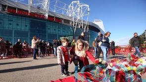 Manchester United fans head to Old Trafford to pay tribute to Sir Bobby Charlton
