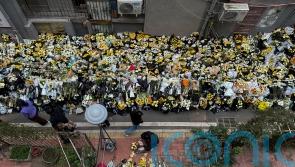 Mourners leave tributes for former Chinese premier Li Keqiang