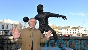 Pat Jennings attends statue unveiling two days after being taken to hospital