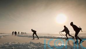 Expert money-saving tips for booking winter travel