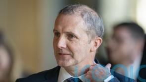 Matheson urged to ‘do the right thing’ and pay up for iPad data roaming charges