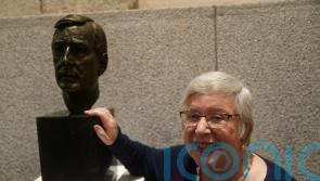 Bronze bust of David Trimble unveiled at Irish parliament