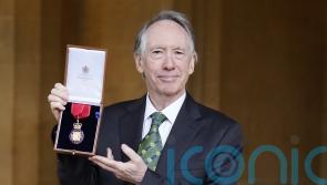 Ian McEwan: Aspiring writers should disconnect from internet for two hours a day