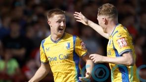 Mansfield beat leaders Stockport to cut gap to two points