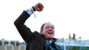 Pauling doing Handstands as youngster remains unbeaten