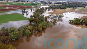 Hundreds evacuate homes after flooding in south-east Australia