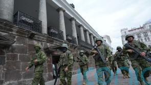 Ecuador on the brink after gang gunmen stage shows of force