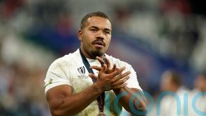 England’s midfield options dwindling as Ollie Lawrence and Oscar Beard withdraw