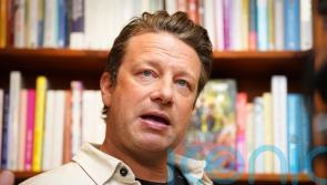 Jamie Oliver backs Big Issue’s new low-cost recipe section