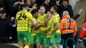 Borja Sainz stunner helps Norwich beat 10-man Coventry