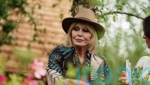 Joanna Lumley makes surprise dramatic appearance at London Fashion Week