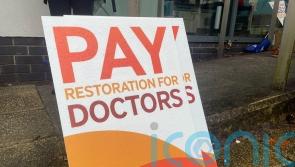 Welsh junior doctors begin fresh strike action over pay