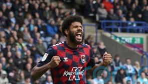 Ellis Simms brace keeps Coventry in play-off hunt with win over Huddersfield