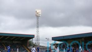 Devante Rodney earns late point for Rochdale