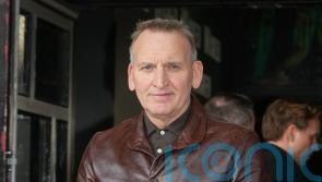 Christopher Eccleston to run London Marathon in aid of the Big Issue