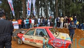 Race car in Sri Lanka veers off track, killing seven