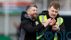 St Mirren close in on European place with victory at Dundee