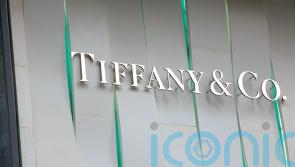 Thief employs classic switch move to steal £200,000 ring from Tiffany store