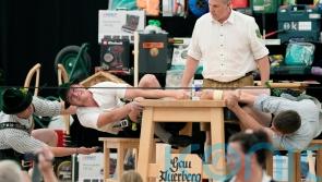 German men compete for title in battle of the strongest fingers