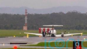 Plane touches down safely without landing gear