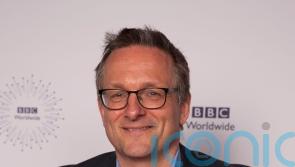 Divers look for Michael Mosley as search intensifies on Greek island