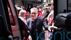 Which seats have the major party leaders visited during the campaign?