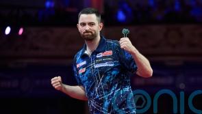 Luke Humphries lays down marker on opening night of World Matchplay in Blackpool