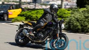 New Guerrilla 450 expands Royal Enfield’s range