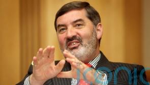 Alderdice sought advice on going to Washington DC during Stormont suspension