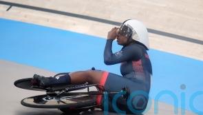 Kadeena Cox crashes out of C4-5 time trial medal race