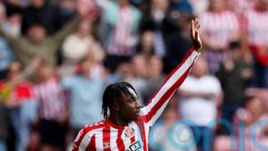 Romaine Mundle on target as Sunderland win at Portsmouth