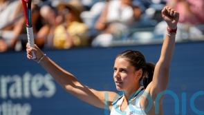Emma Navarro finishes strongly to beat Paula Badosa in US Open quarter-final