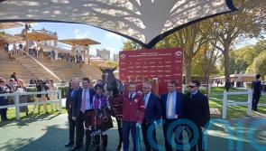 Illinois shows courage and class in Chaudenay victory