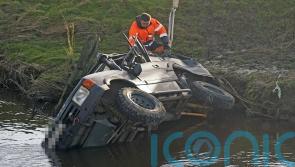 Son clung to roof of submerged 4×4 as he tried to rescue father and two friends