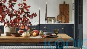 Autumn decor: Tablescaping and doorscaping for stylish seasonal soirees