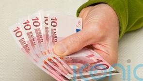 Cash is king for holidaymakers, survey shows