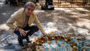 Liverpool mayor honours legacy of John Lennon on visit to New York