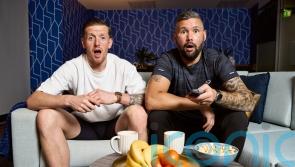 Goalkeeper Jordan Pickford and ex-boxer Tony Bellew join Celebrity Gogglebox