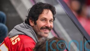 Hollywood star Paul Rudd surprises young voters queueing on US polling day