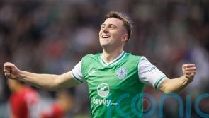 Hibernian beat Motherwell to end winless run and move off foot of Premiership