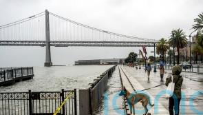 US hit by severe weather with heavy snow, an ice storm and a tornado
