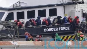 Migrants cross Channel on Christmas Day