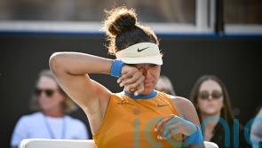 Naomi Osaka retires from Auckland final in injury scare ahead of Australian Open