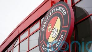 Ten-man Ebbsfleet hold on for point against Yeovil