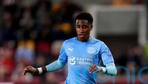 Leyton Orient hold their nerve in shoot-out to seal tie against Manchester City