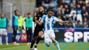 Huddersfield fight back to draw at Blackpool