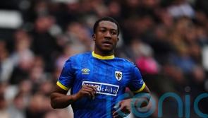 Super strike from Josh Neufville earns Wimbledon draw at Crewe