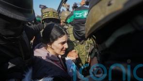 Palestinian prisoner release to go ahead despite chaos at hostage handover